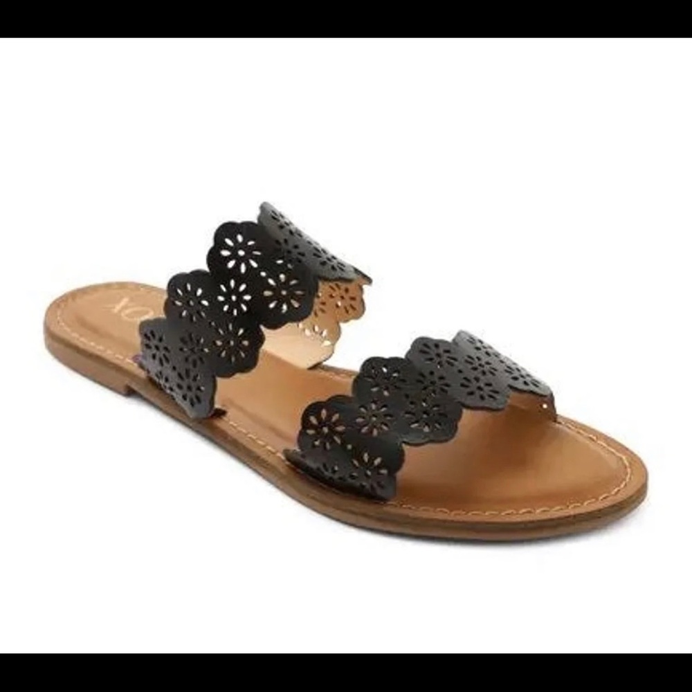 Brand New Black XOXO Ramsey Sandals